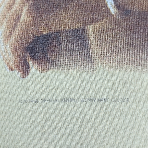 Kenny Chesney Vintage 2004 Guitars & Tiki Bars Concert Tee - Tour Cities in Back - Picture 2 of 9